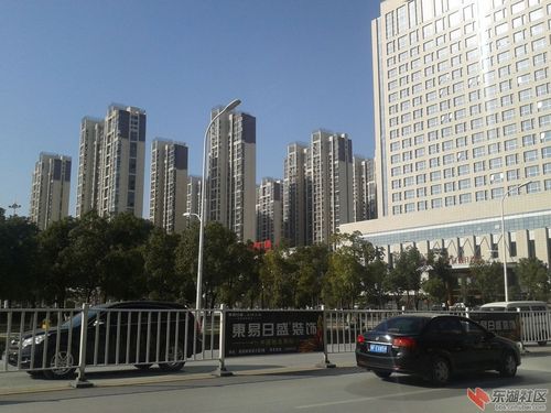 诸葛亮广场周边渐成金融密集区